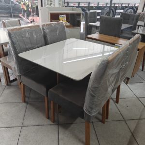 MESA MÁLAGA 1,00cm + 4 CADEIRAS 01DECOR
